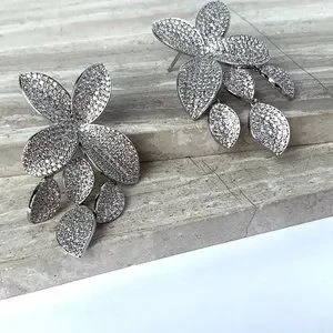 Anthropologie Jewelry New Anthropologie Shashi Pave Flower